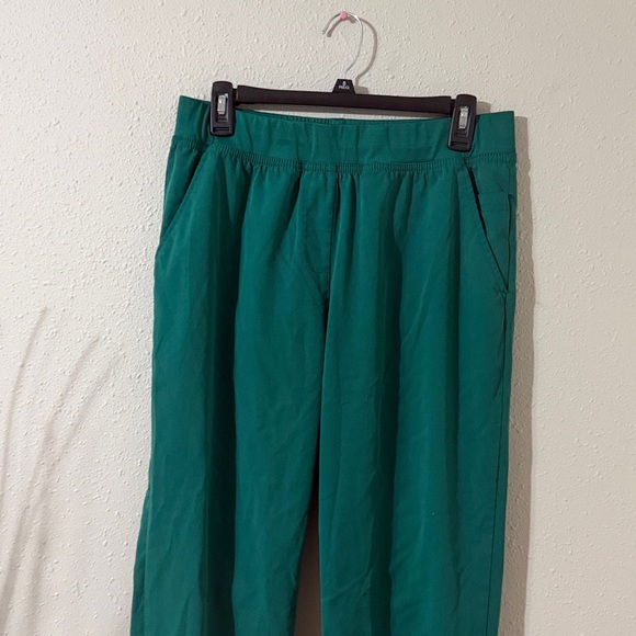 Adar Large Green Scrub Set - Picture 5 of 7